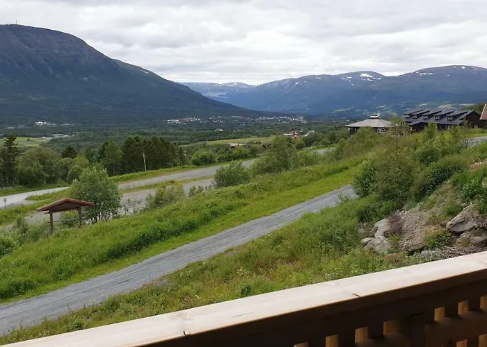 Oppdal Alpintun Stolen Ski In - Ski Out